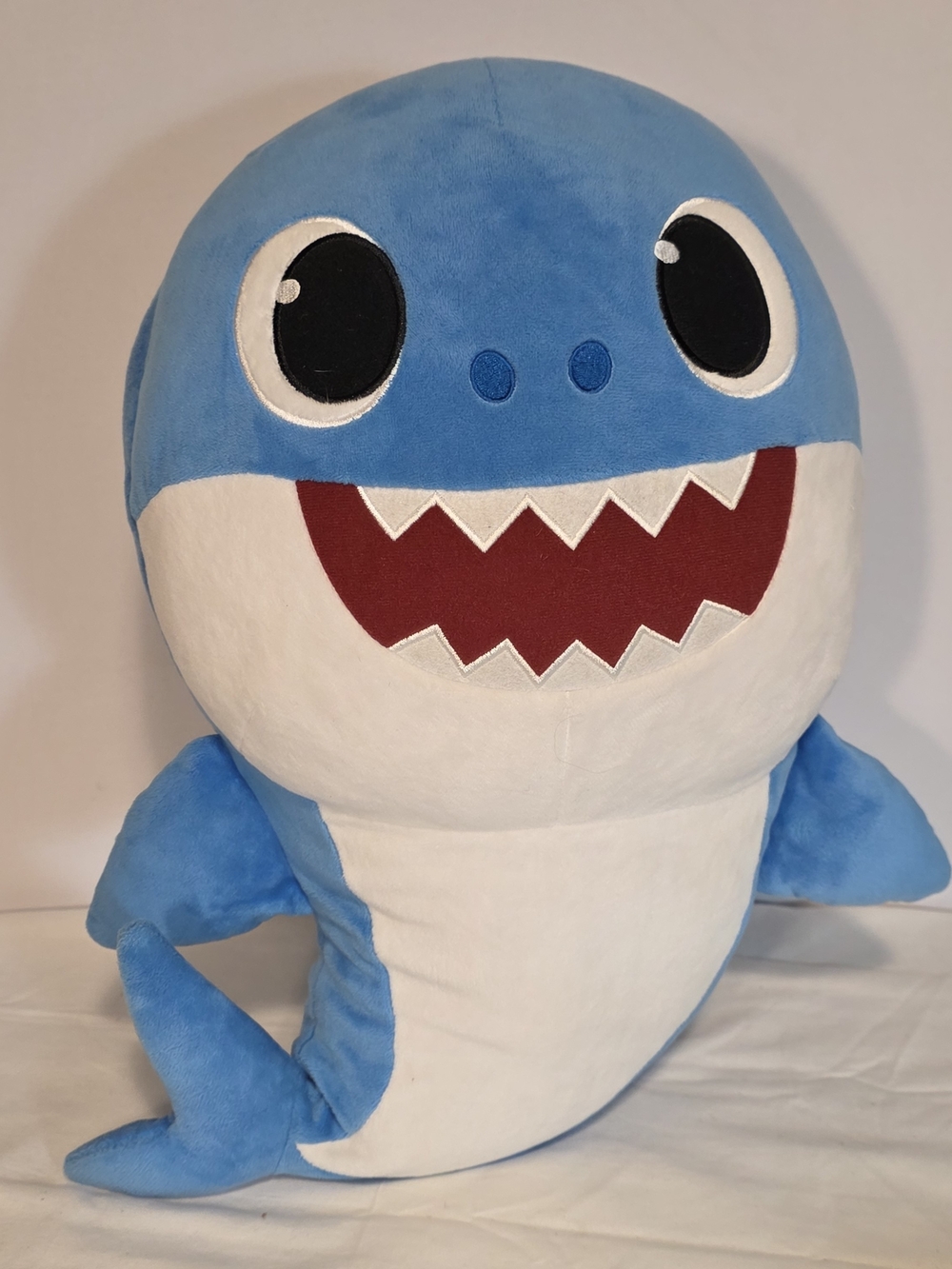 HUGE Baby Shark Blue Singing Shark 15” Pinkfong 2019 Plush Sings Tested WORKS